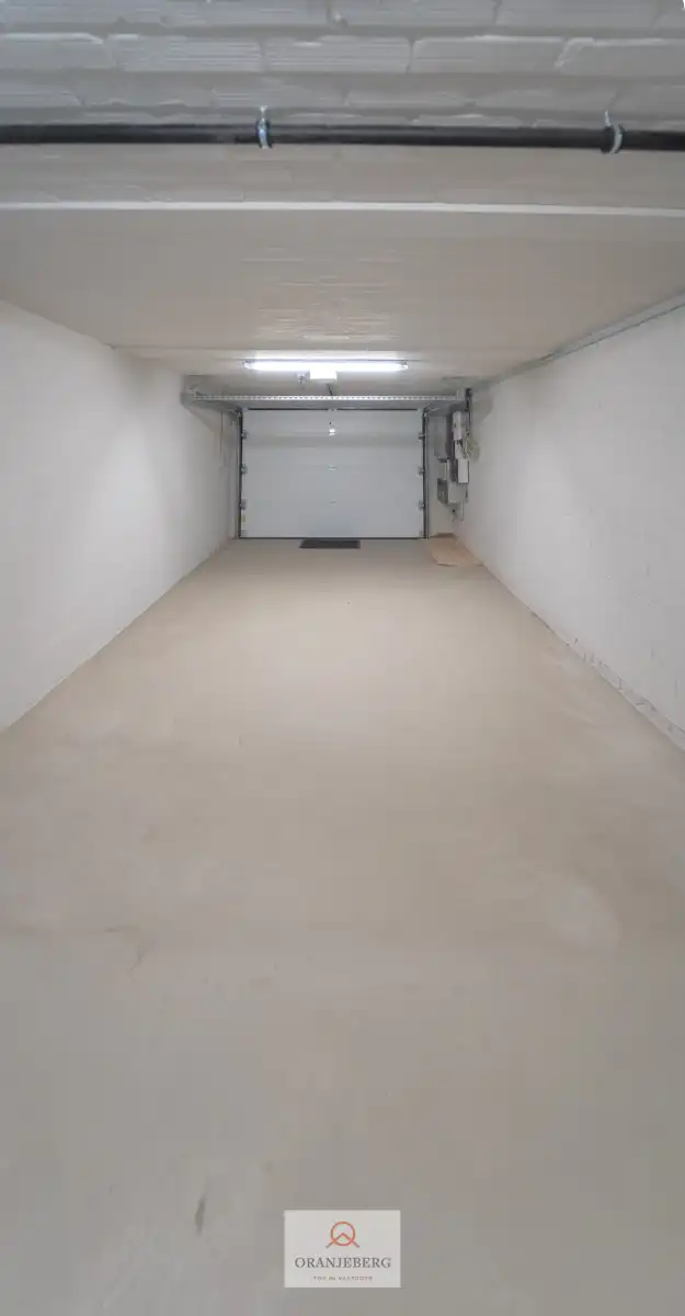 Uitmuntend gelegen gerenoveerde woning ! foto 4