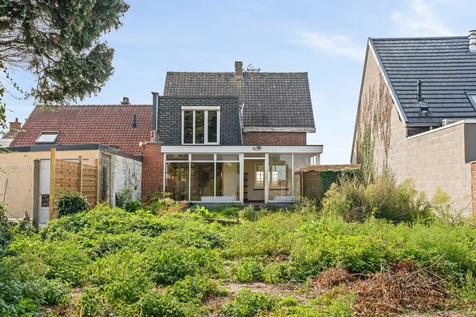 Halfopen woning met garage en fenomenaal uitzicht in Rekkem foto 18