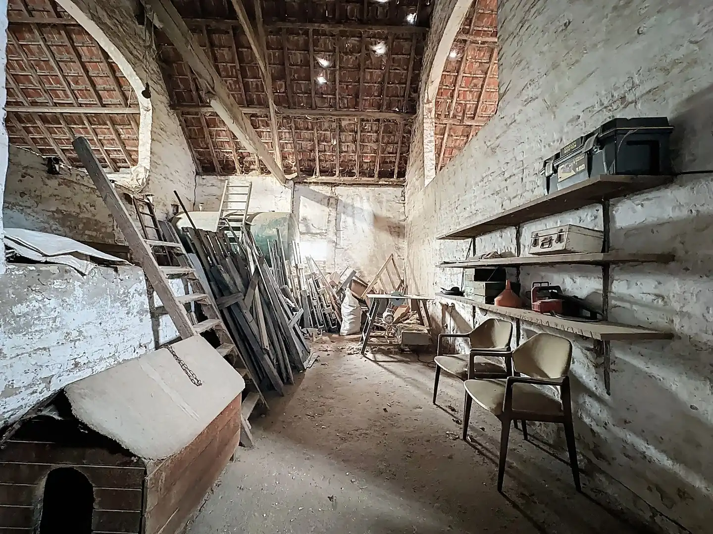 Op te knappen woning met grote garage/opslagruimte Schore. foto 18