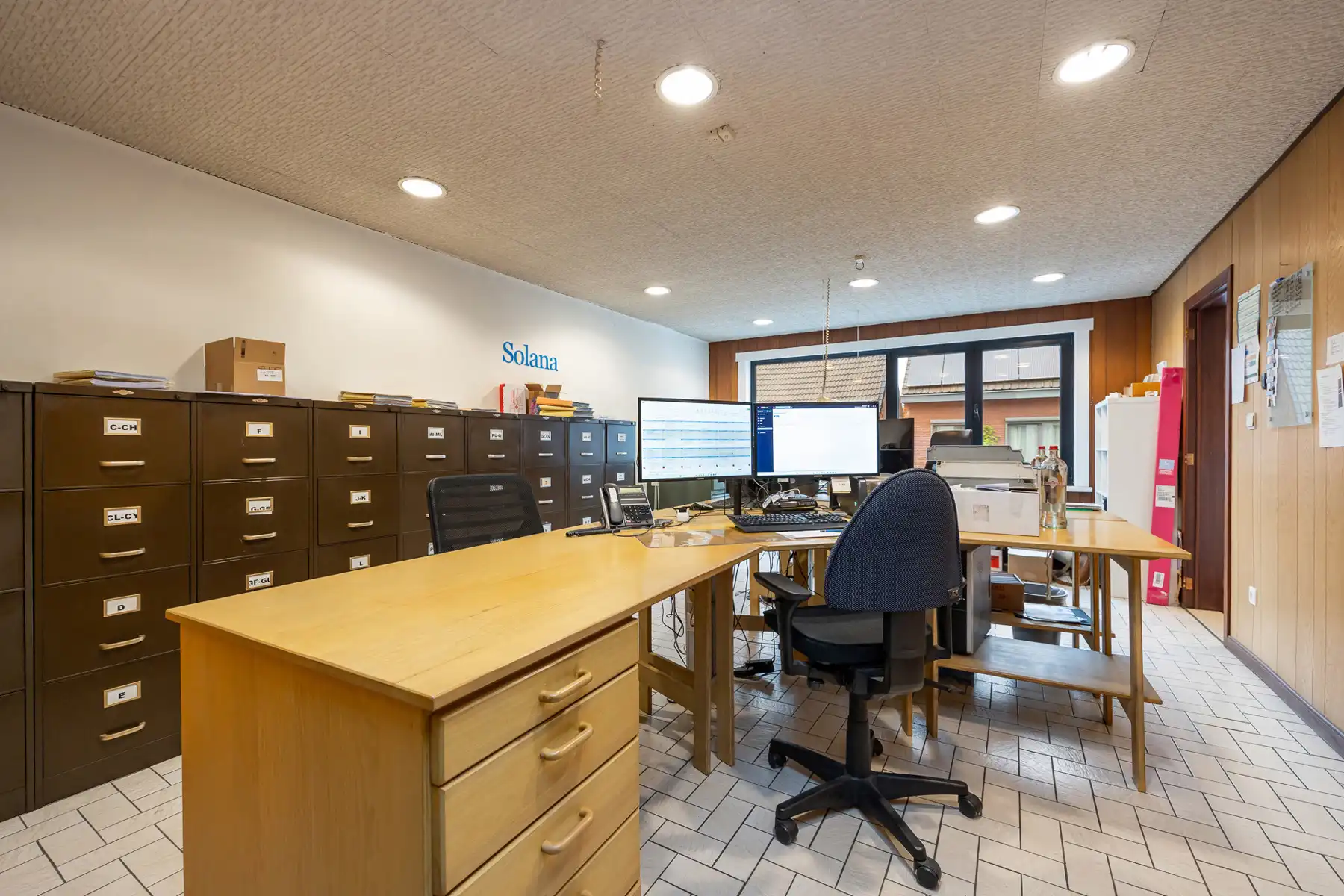 Kantoorgebouw met atelier op voll. bebouwd perceel van 528m² foto 14