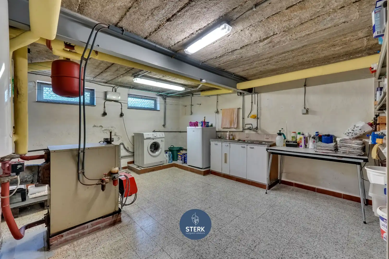 RUIME GEZINSWONING MET VEEL POTENTIEEL OP RESIDENTIËLE LIGGING TE LANAKEN !  foto 18