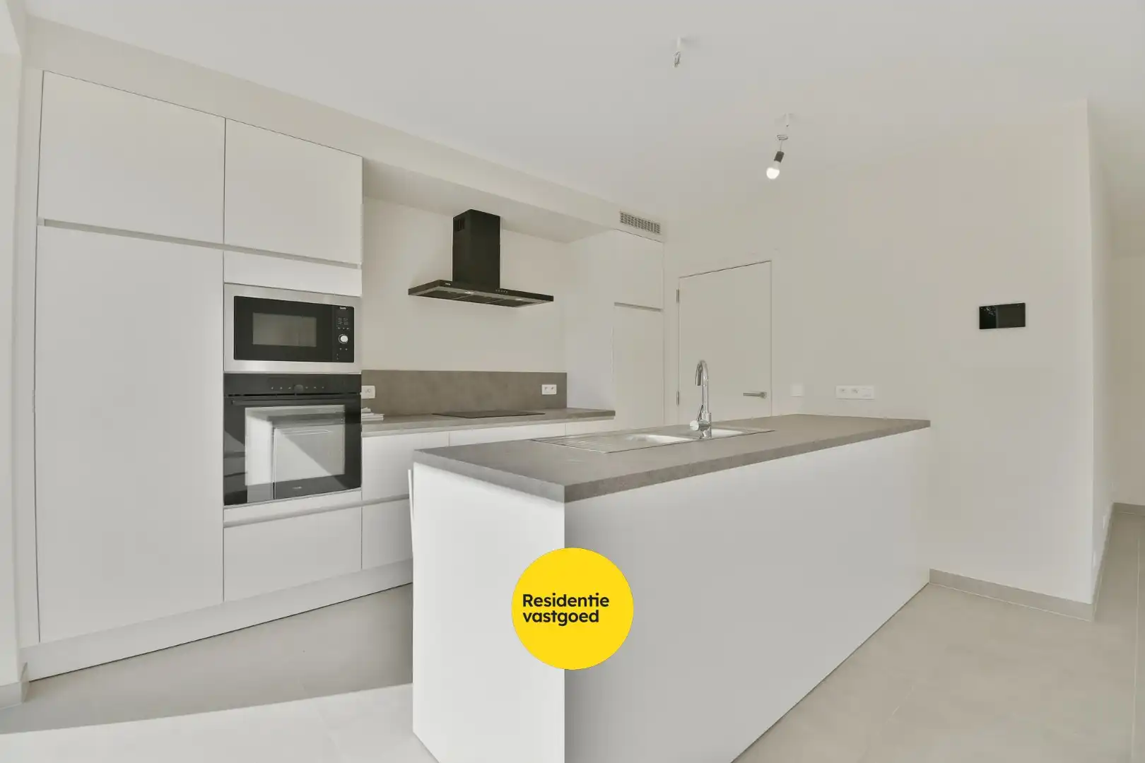 Nieuwbouwwoning met 3 slaapkamers en tuin te huur in Eernegem!  foto 4