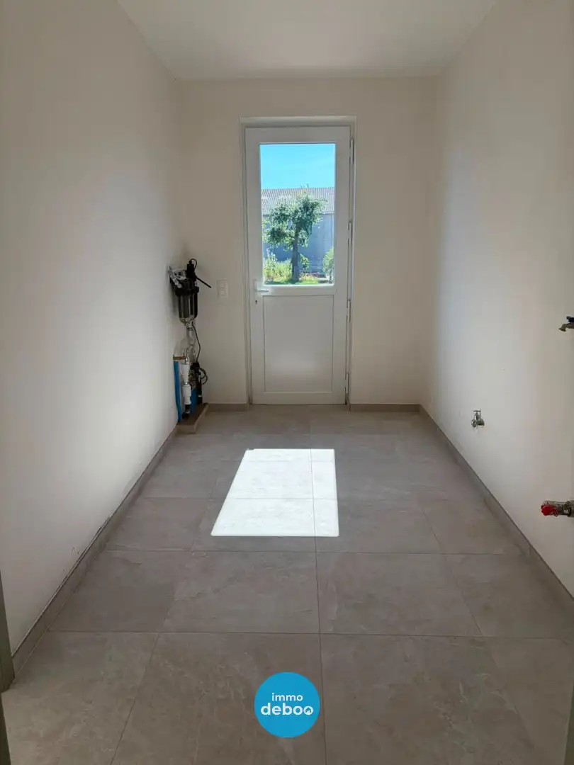 Prachtige ruime nieuwbouwwoning te Slijpe foto 6