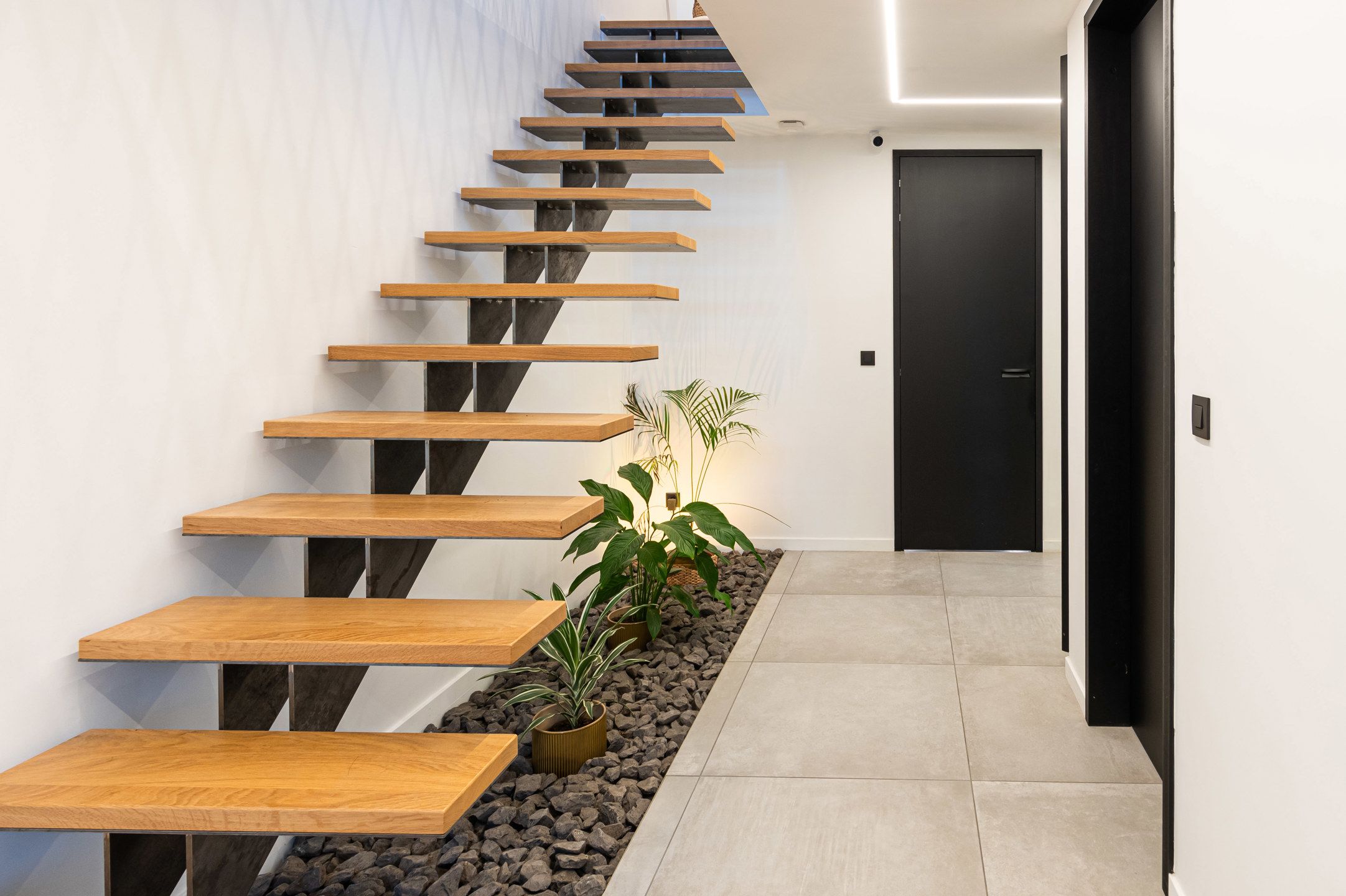 Moderne HOB met 4 (mogelijk 5) kamers en dubbele garage foto 12