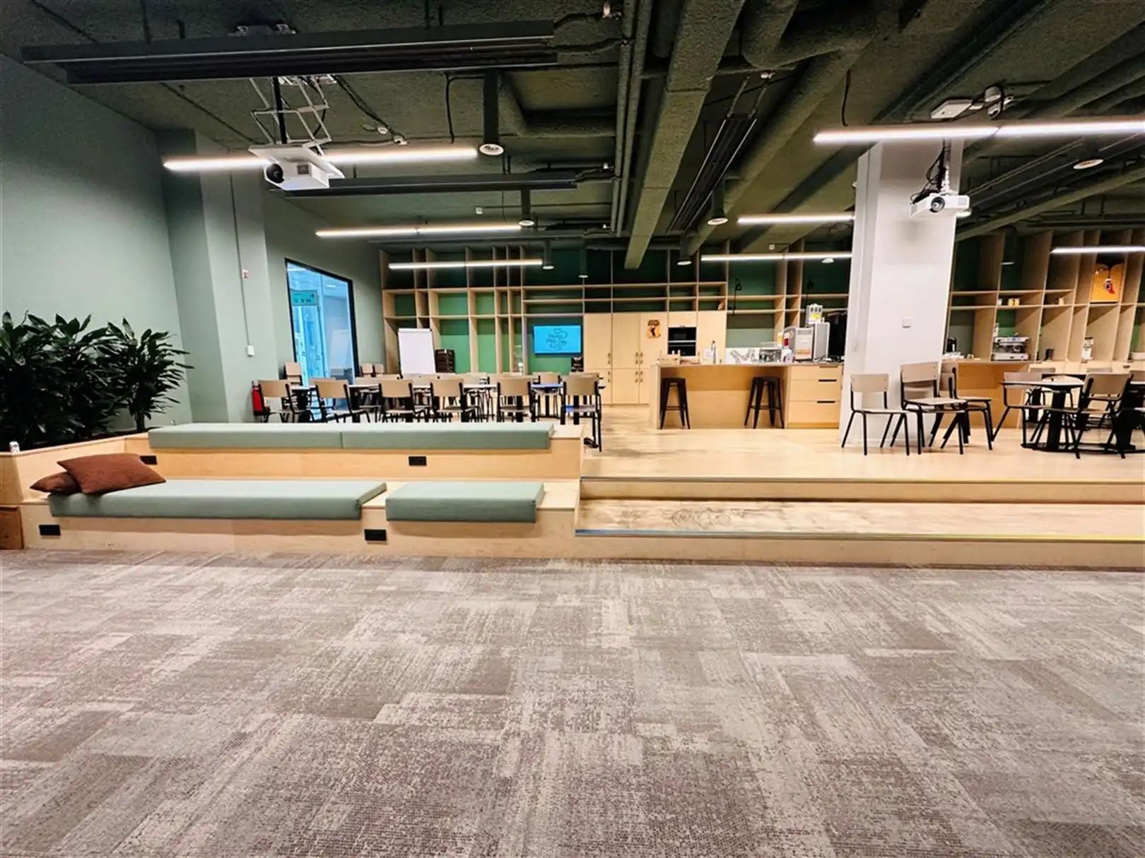 Kantoren aan het op- en afrittencomplex Gent-Zuid vanaf 437m² tot 2.136 m² foto 14