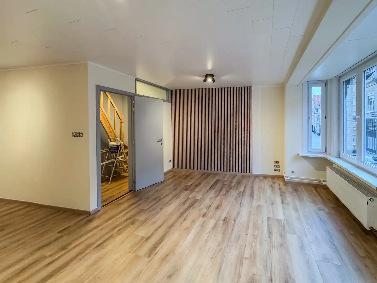 Verrassend ruime woning met 3 slaapkamers en polyvalente ruimte. foto 10