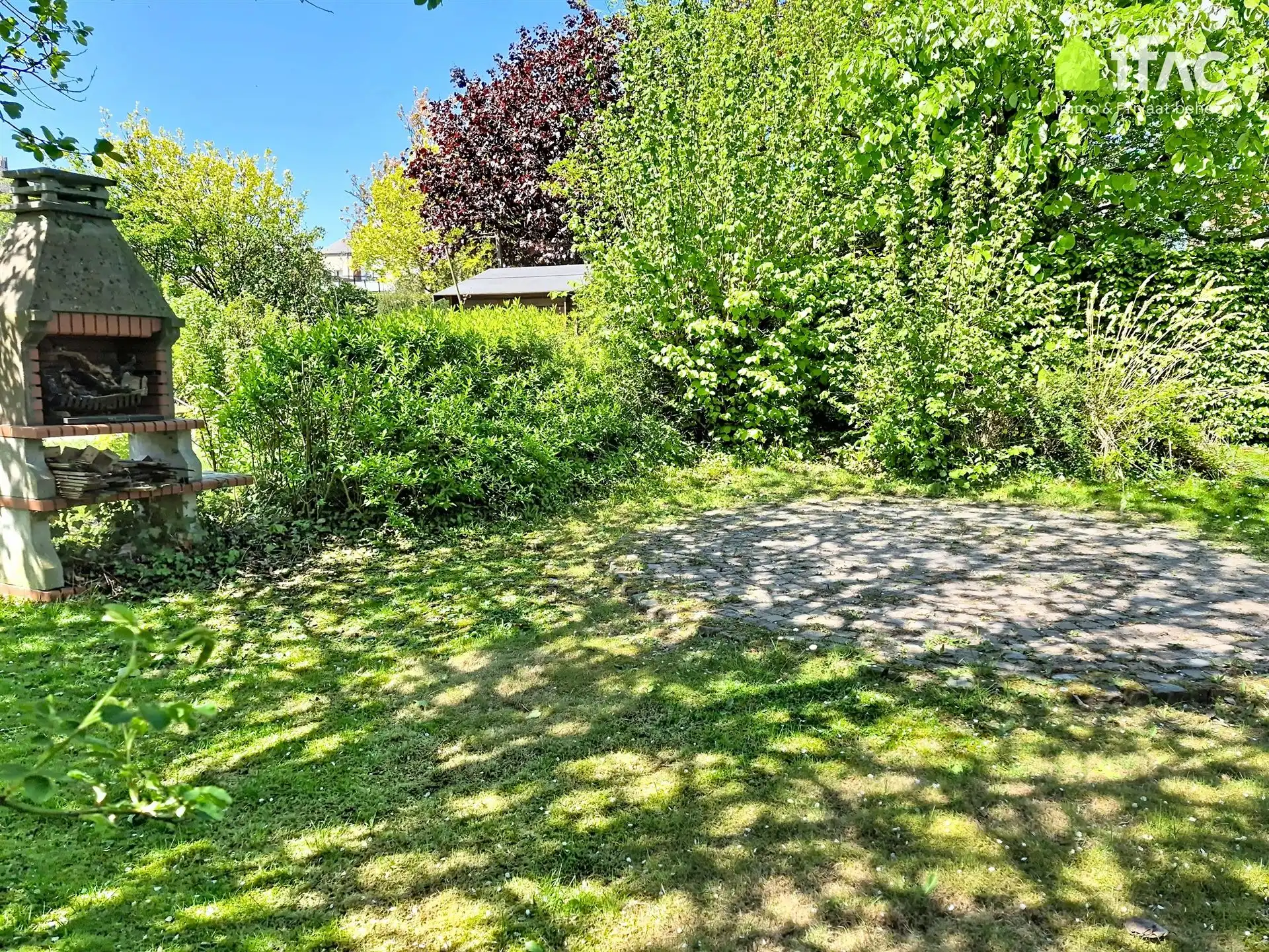 Stevige 3-gevel, 5 slpks, dubbele garage, centrum, ±17are foto 22