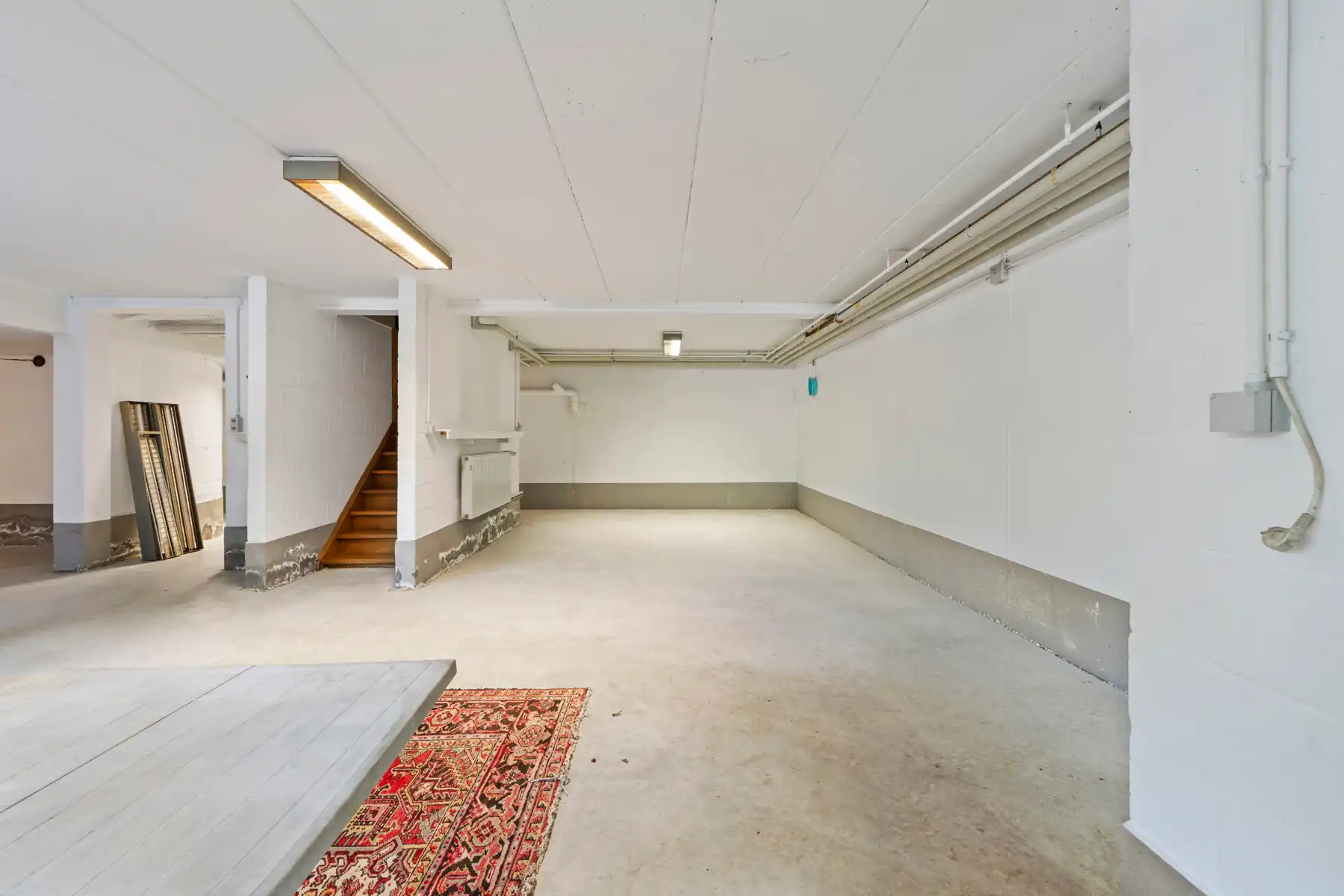MODERNE VILLA MET 5 SLAAPKAMERS EN ONDERHOUDSVRIENDELIJKE TUIN foto 42