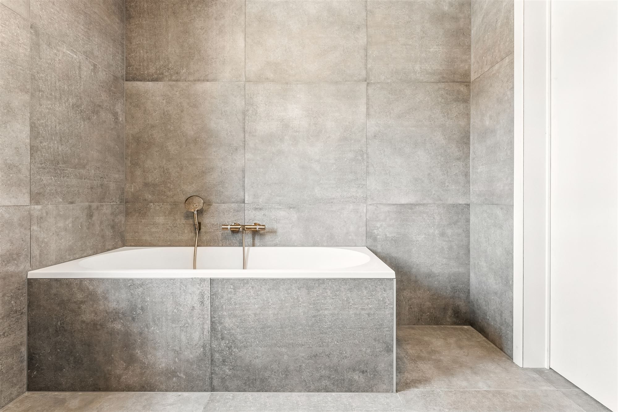 NIEUWBOUWWONING OP UITERST RUSTIGE DOCH CENTRAAL GELEGEN PERCEEL VAN CIRCA 500M² TE BEVERLO foto 12