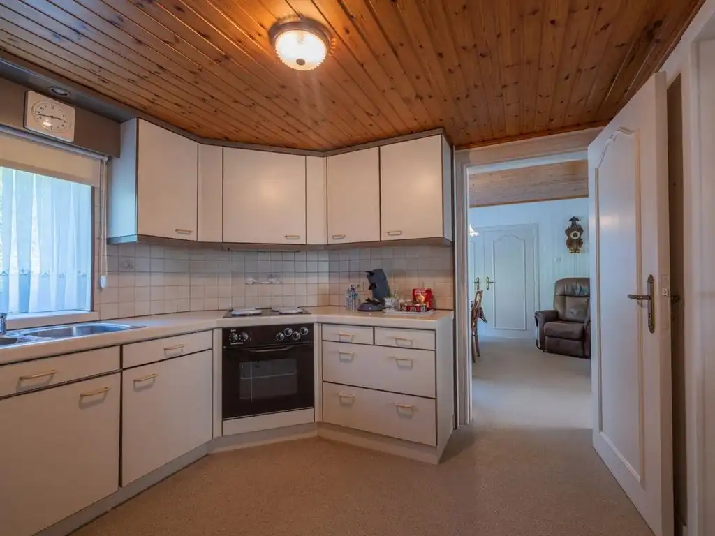 Te renoveren vrijstaande woning foto 17