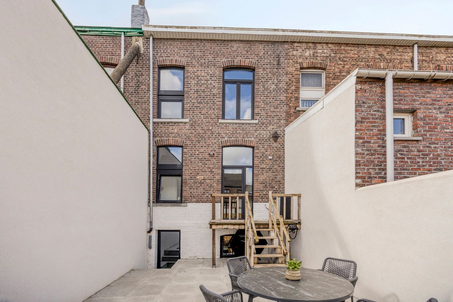 Volledig gerenoveerde rijwoning met stadstuin in Tienen foto 20