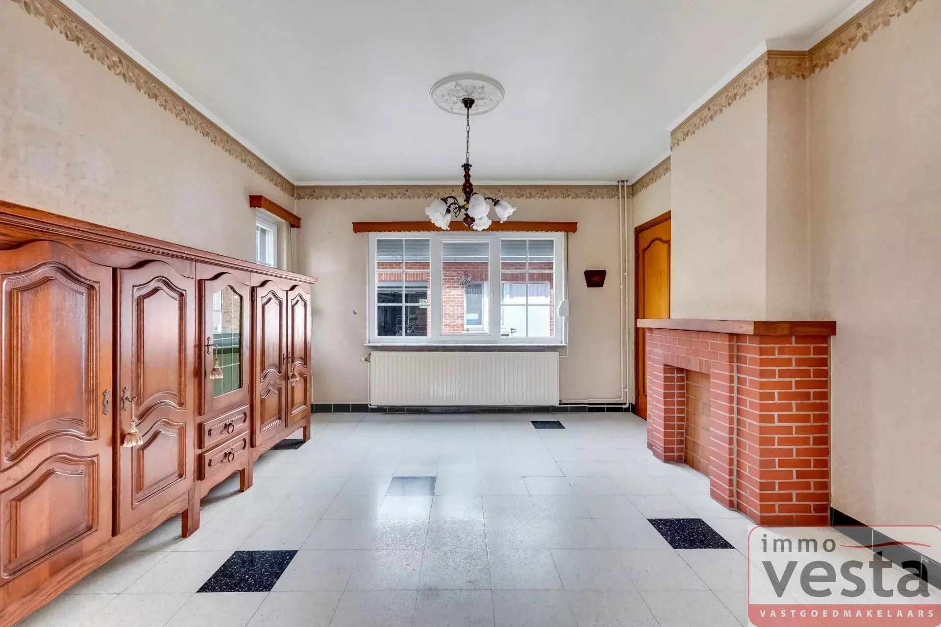 Ruime, landelijk gelegen woning op goede locatie foto 9