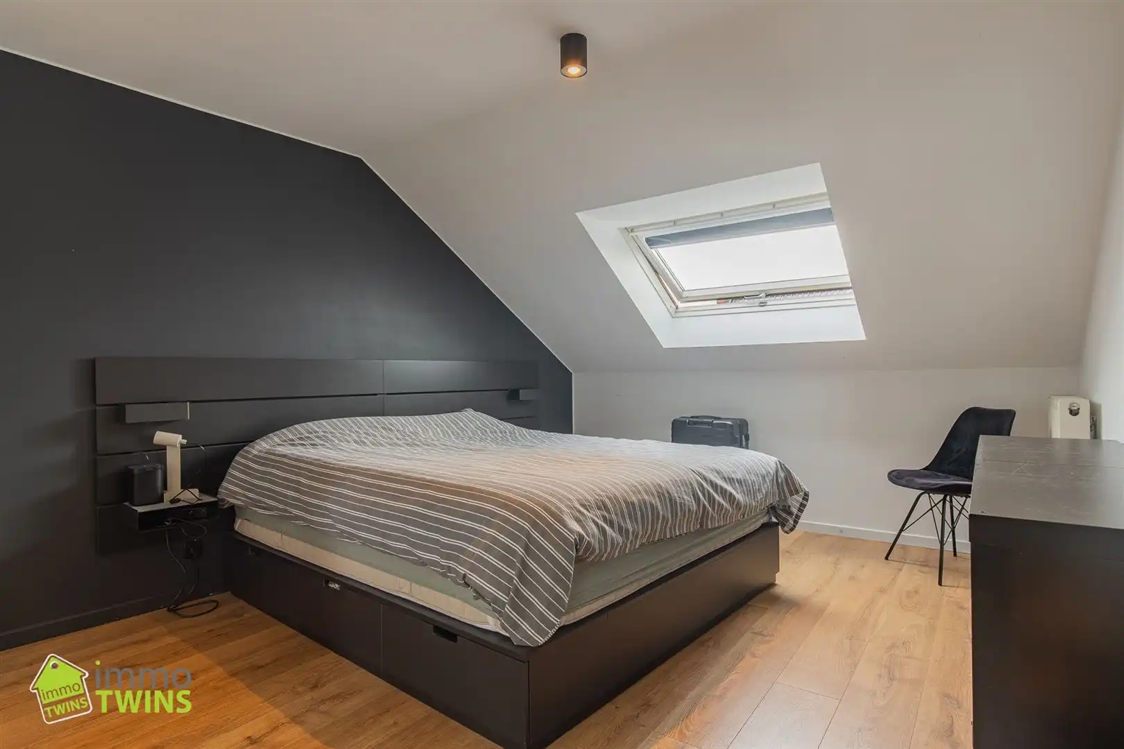 Lichtrijk en energiezuinig dakappartement met terras foto 12