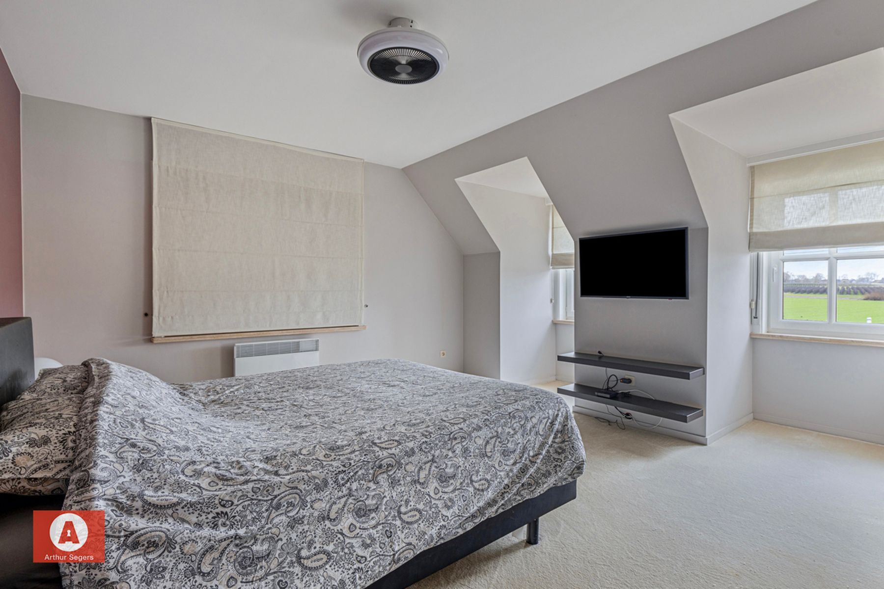 Ruime open bebouwing met 4 slaapkamers op 10 are foto 16