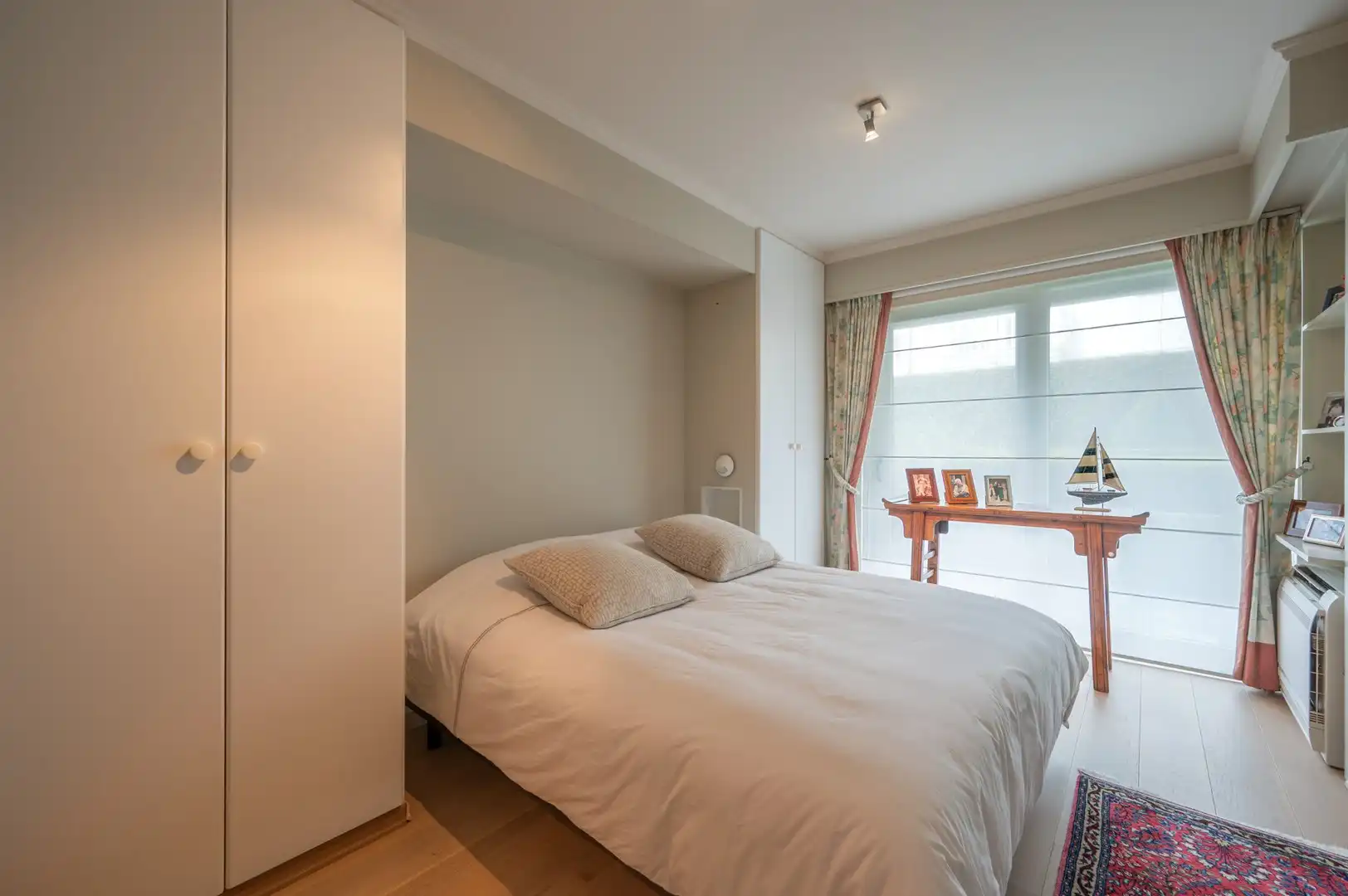 Uniek appartement van ongeveer 300 m2 met een prachtige privatieve tuin. foto 26