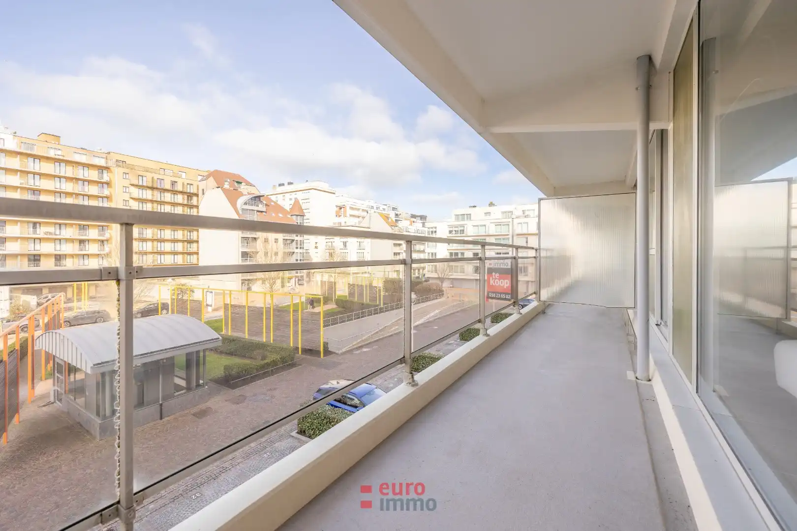 Subliem gerenoveerd appartement met hoogwaardige afwerking en ruim terras foto 16