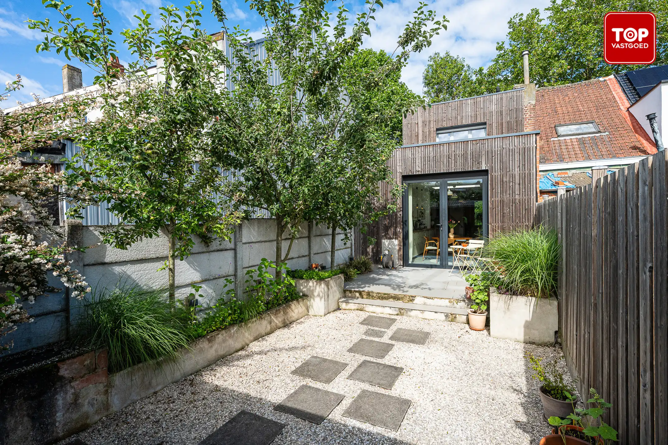 Gezellige stadswoning met zonnige tuin op toplocatie foto 24