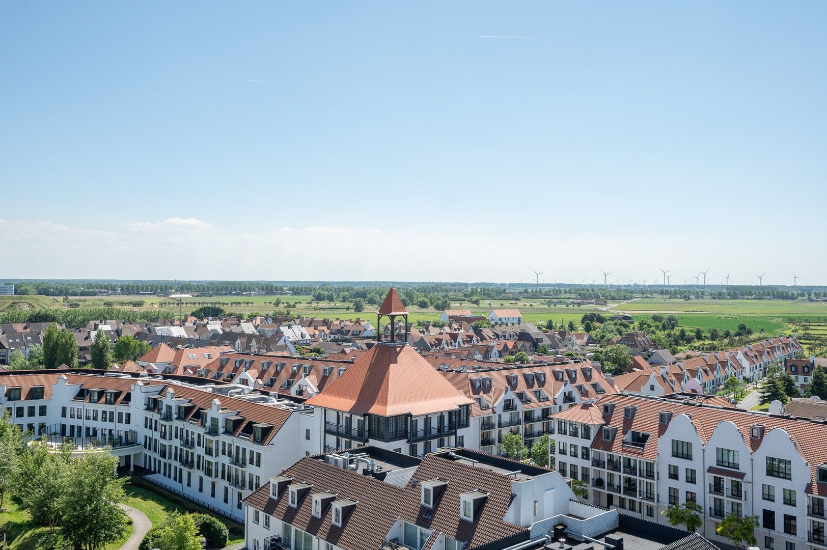 Nieuwbouw appartement op de 9de verdieping gelegen in de exclusieve residentie "The Tower" te Duinenwater. foto {{pictureIndex}}