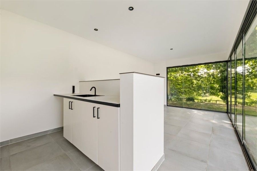 RUIME OPEN BEBOUWING MET KANTOOR EN ADEMBENEMEND ZICHT IN HASSELT foto 42