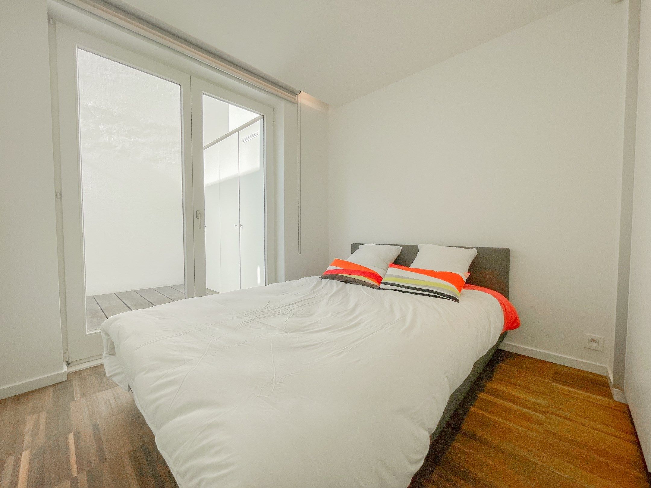 Stijlvol, instapklaar appartement met een ruim terras gelegen aan het Lichttorenplein op enkele passen van de zee. foto 18