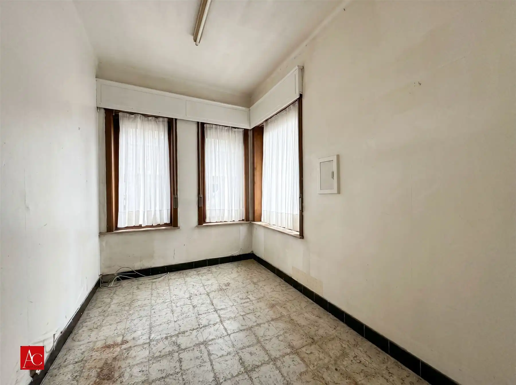 Degelijke renovatiewoning te Stekene foto 5