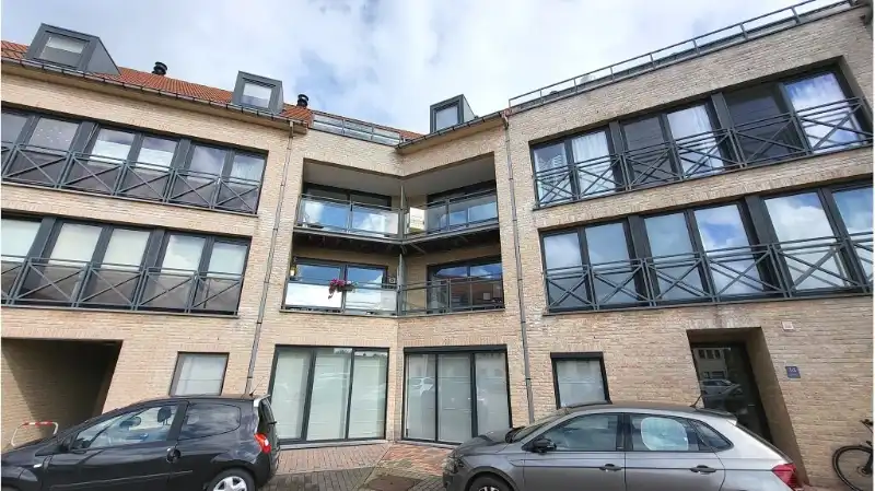 Ruim 2-slaapkamerappartement met Garage en Terras te huur in Lissewege foto 14