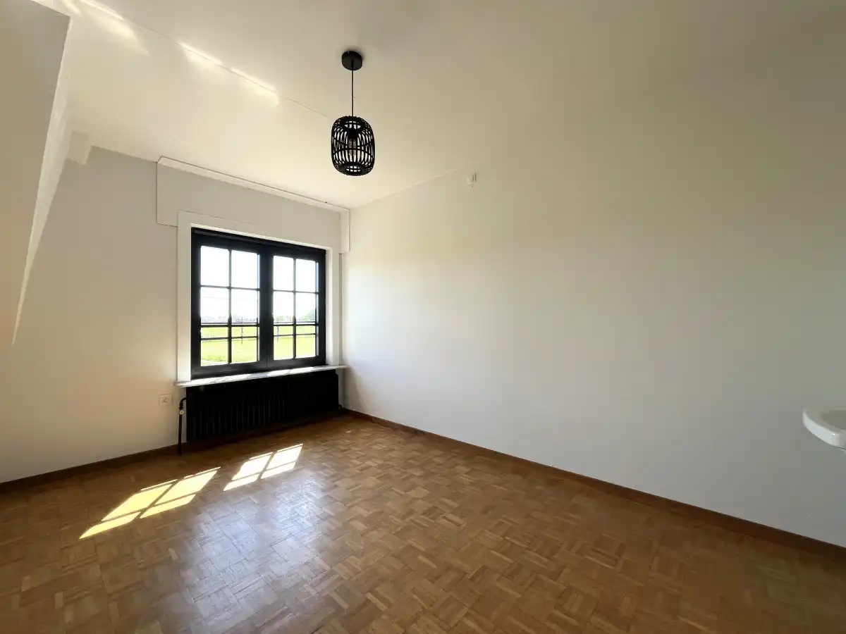 Moorslede - Lichtrijke gezinswoning met 4 slaapkamers en landelijke ligging foto 10