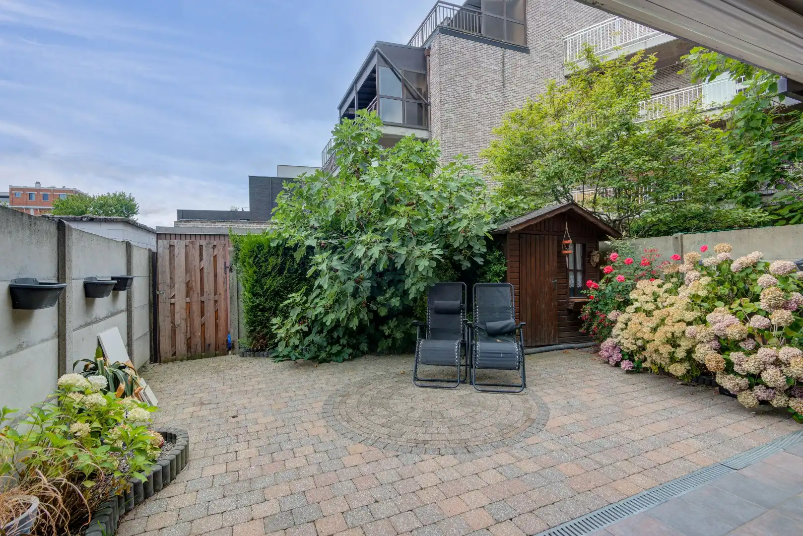 Instapklaar appartement met 2 slaapkamers en tuin foto 21