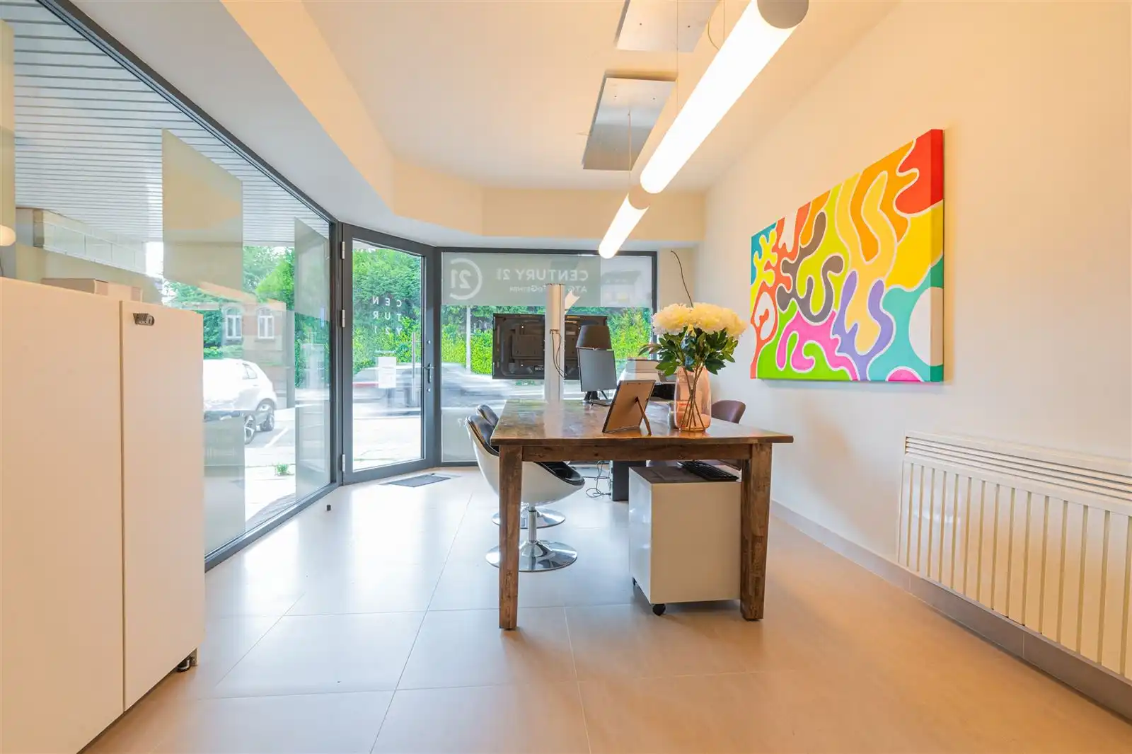 fantastisch gelegen handelspand op drukke steenweg foto 2