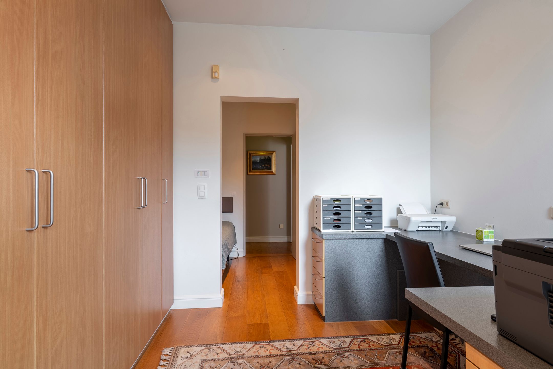 Stijlvol gelijkvloers appartement met binnenterras, tuin en binnenzwembad met wellness. foto 28