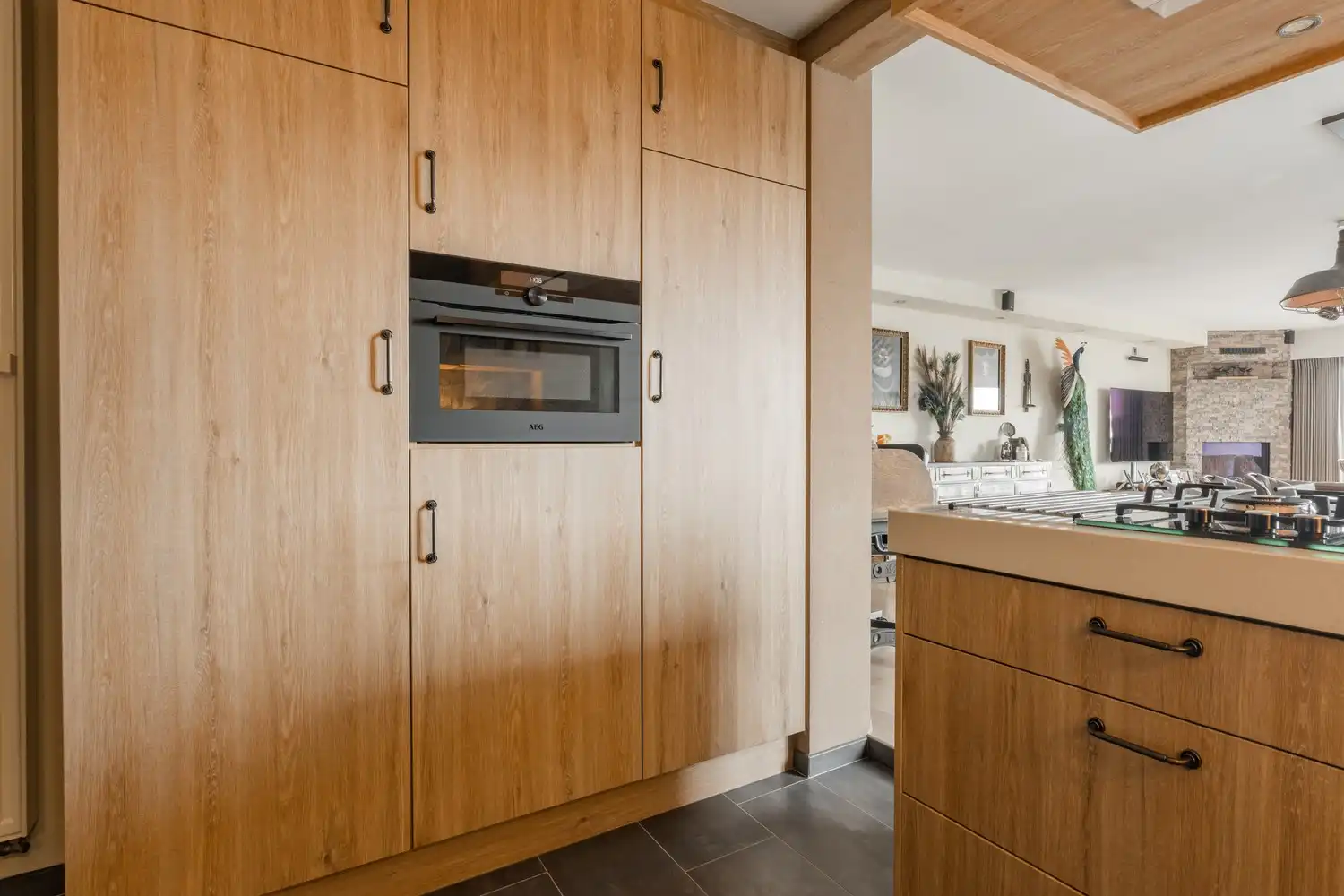 Bekende frituur met super mooi duplex appartement en zwembad te Achel foto 25