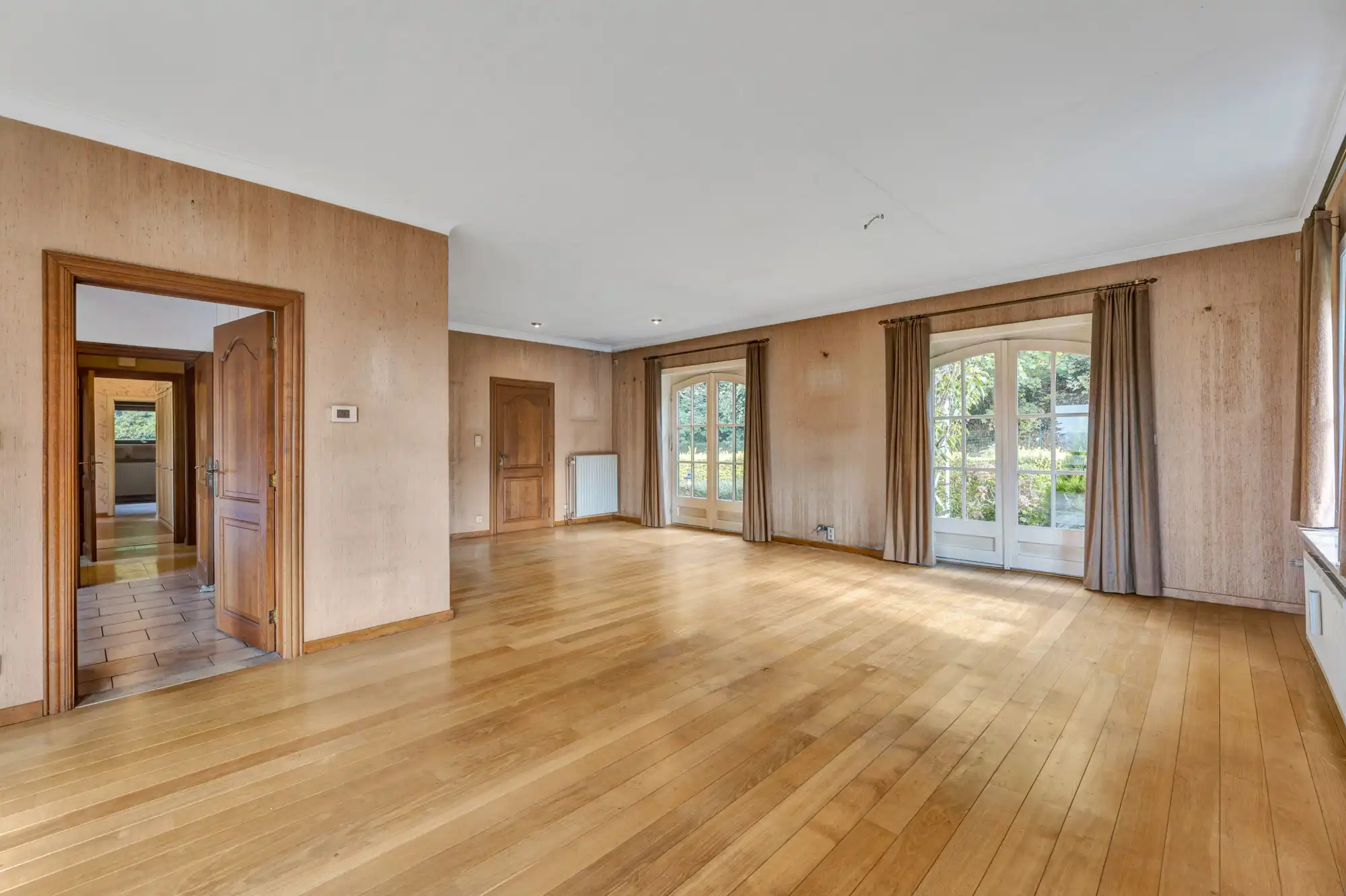 Ruime villa met 4 slpk met bouwgrond op +-18a met mooi zicht foto 5