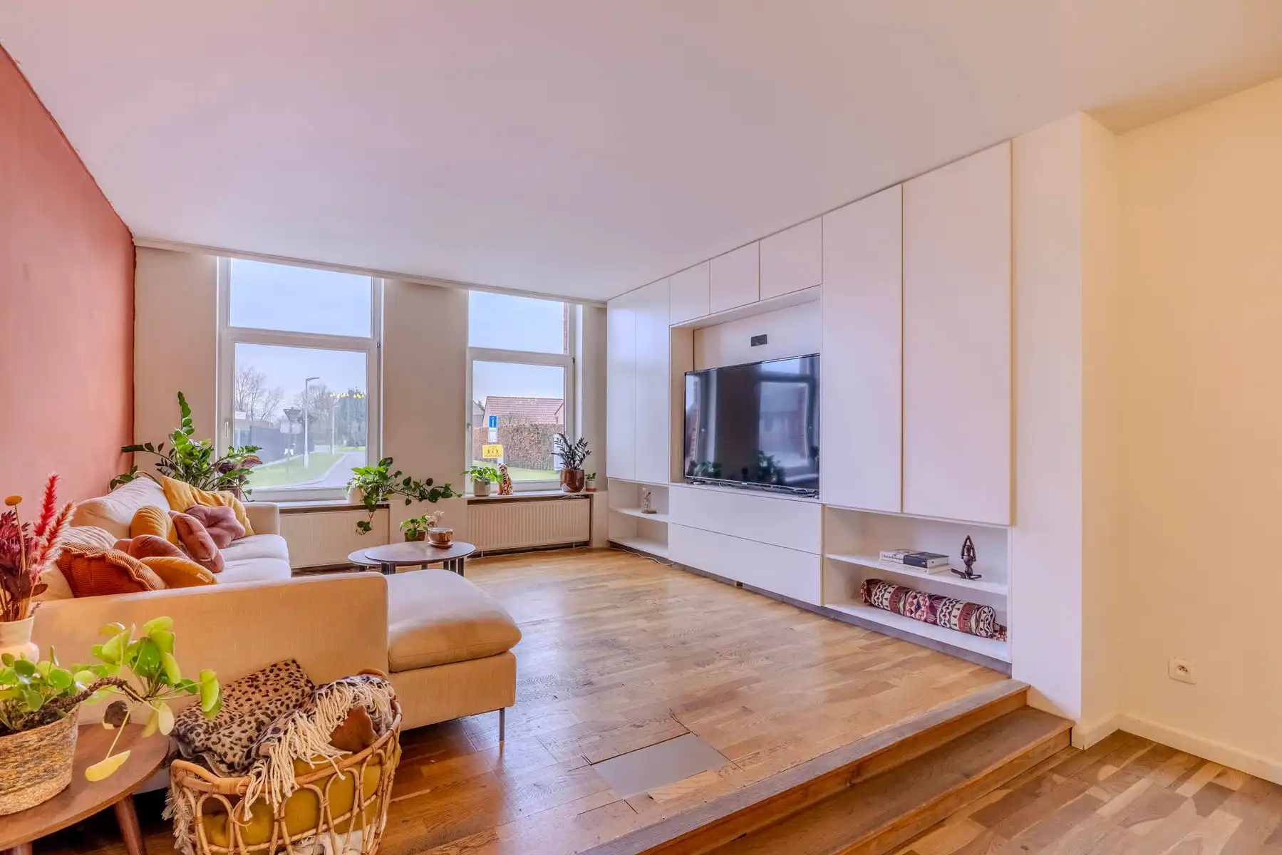 Woning met mogelijkheden en vergunde bijgebouw op 2.012m² foto 9