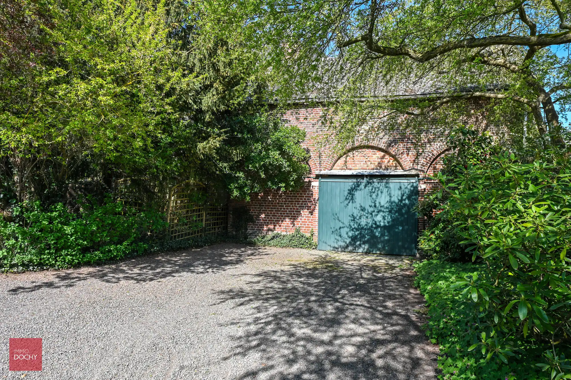 Zeer goed onderhouden manoir met een  unieke parktuin foto 17