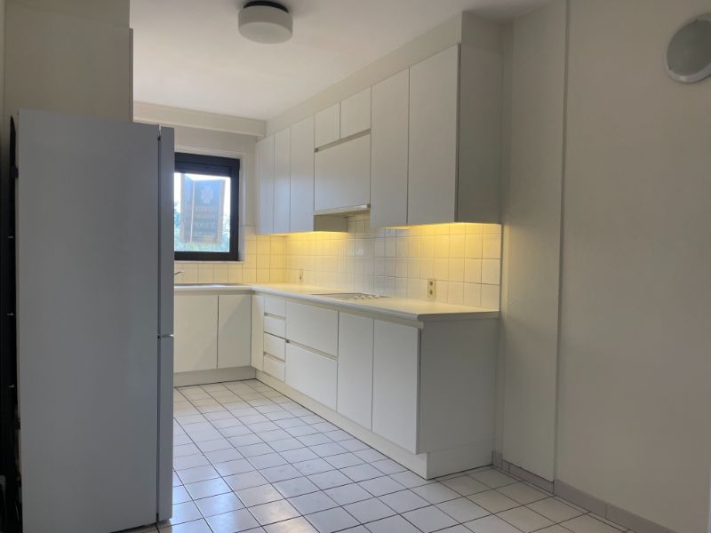 Zeer ruim appartement in centrum van Brasschaat foto 6