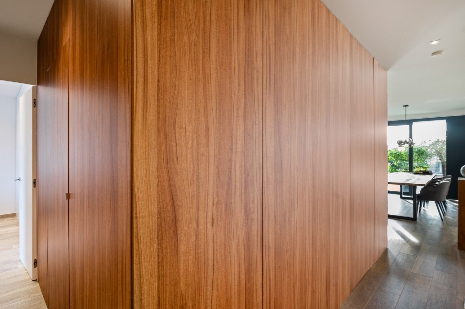 Luxe appartement met 3 slaapkamers en 2 terrassen te Schoten! foto 4