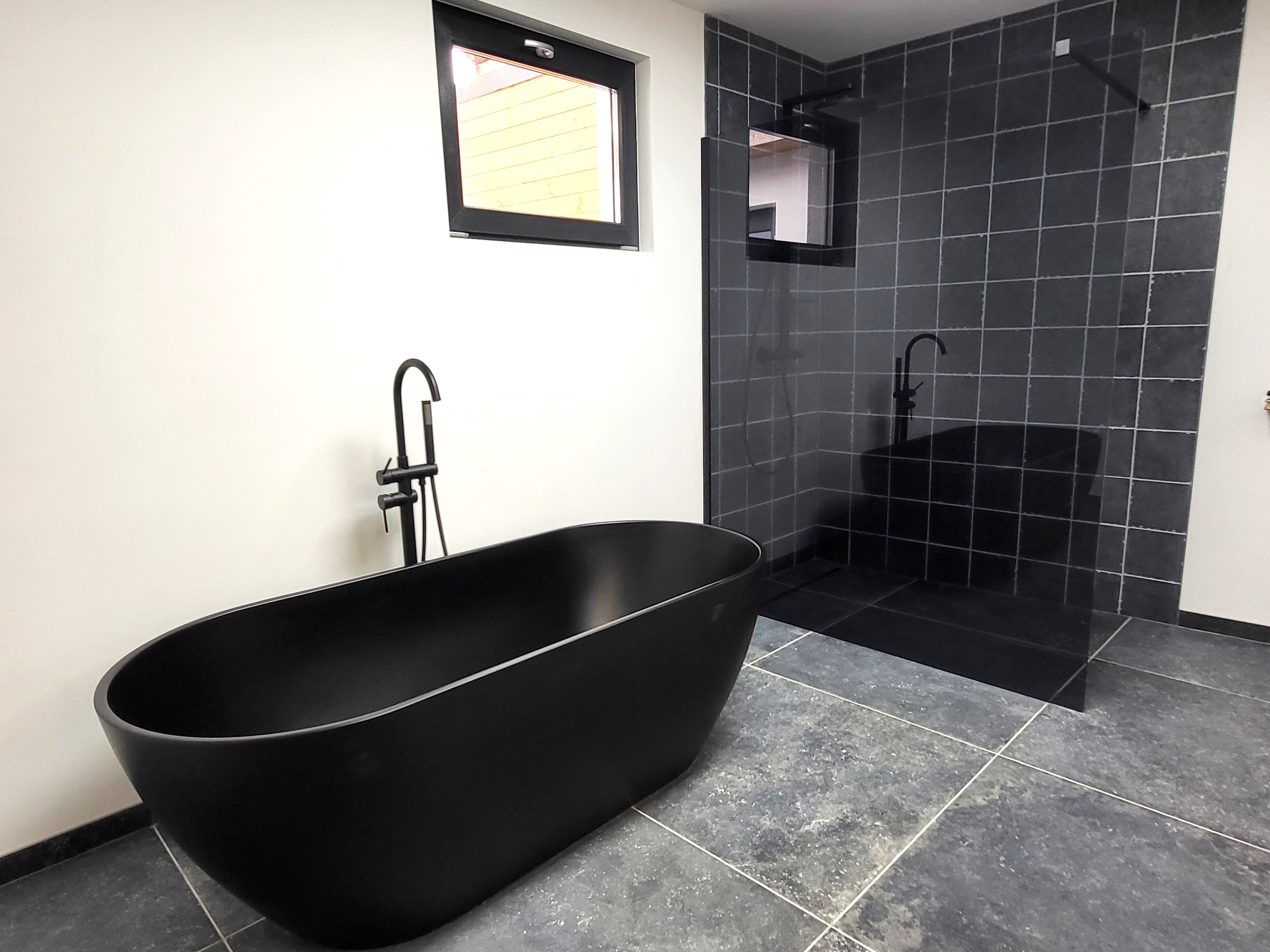 Deze volledig totaal gerenoveerde woning (2024–2025) combineert hedendaags comfort met een hoogwaardige afwerking en biedt maar liefst 5 ruime slaapkamers.  foto 16