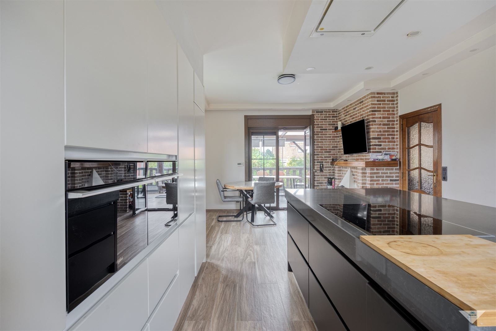 Ruime, instapklare woning met centrale ligging foto 8