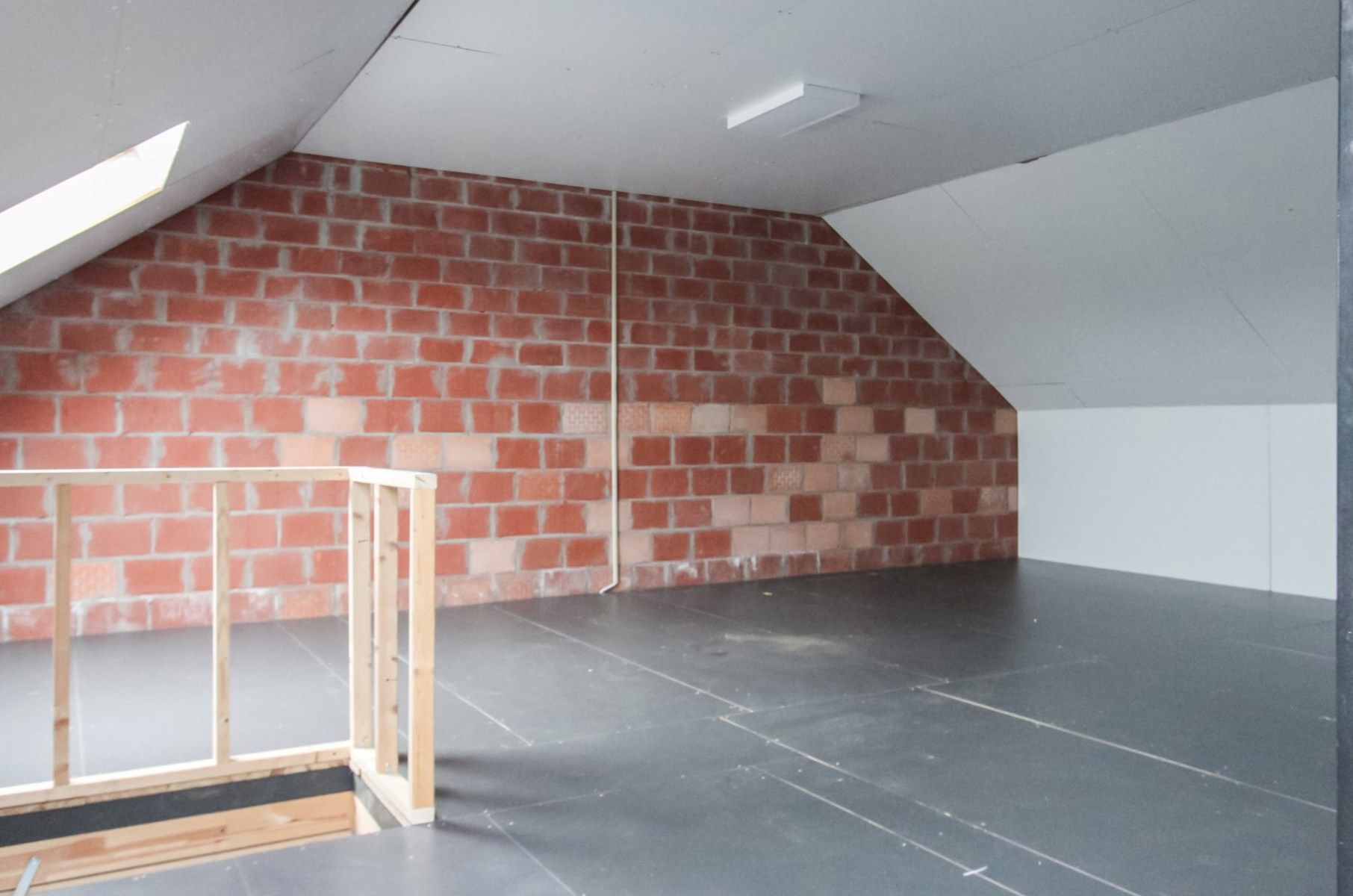 Prachtige woning met 3 slaapkamers, tuin en garage foto 14