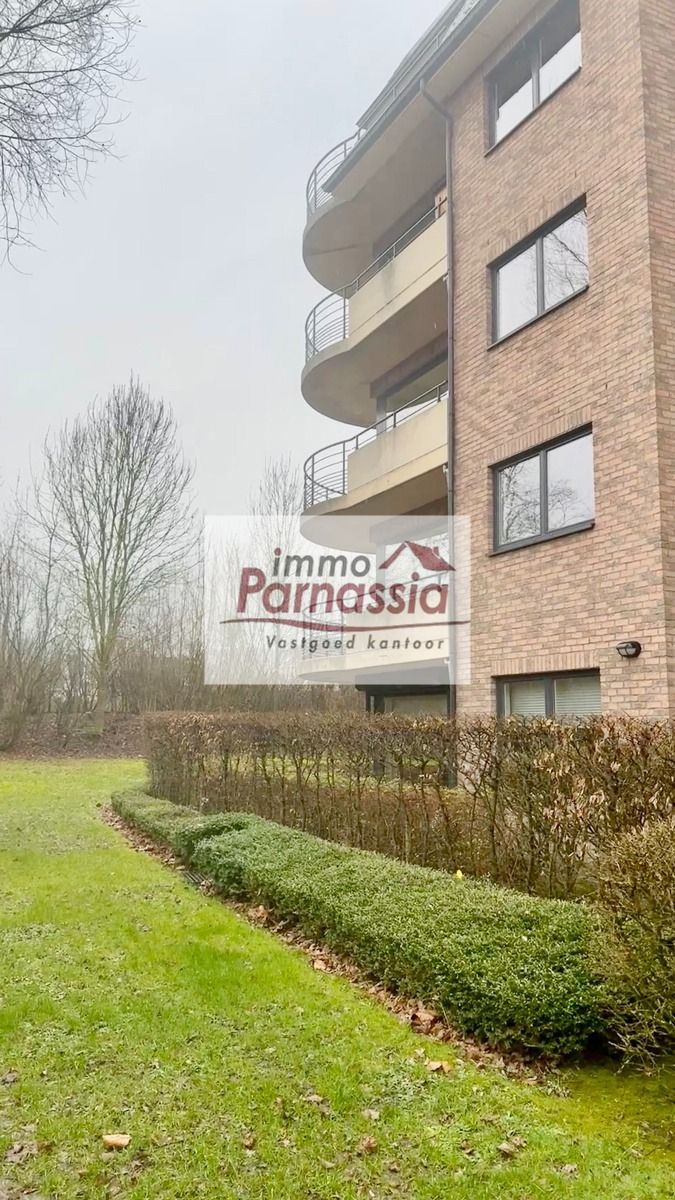 Zeer aangenaam en centraal gelegen 3 slaapkamer appartement  foto 27