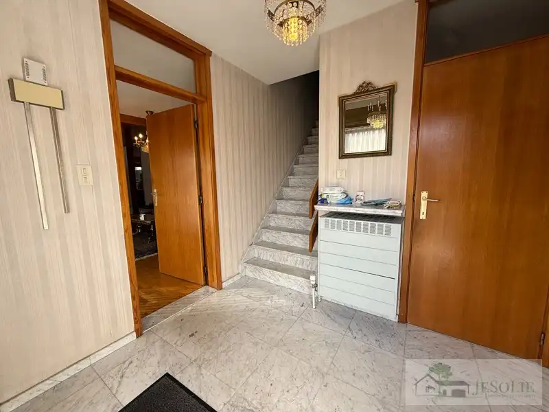 Gezinswoning op 10a69ca - 4 slpk + extra's foto 4