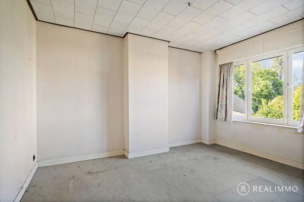 Charmante, halfopen gezinswoning op 695 m² te Moen! foto 11