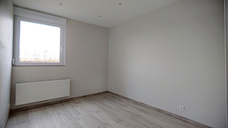 Mooi afgewerkt één-slaapkamer-appartement foto 11