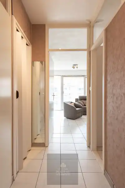 Zongericht appartement met één slaapkamer en slaaphoek. foto 14