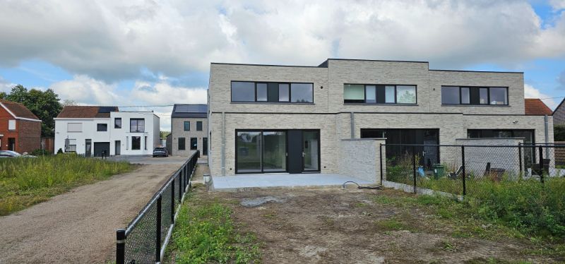 Ontdek deze moderne en ruime nieuwbouwwoning gelegen in het hart van Zelzate. foto 15