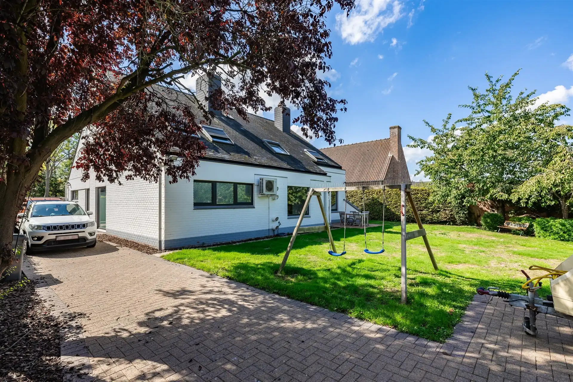 Riante woning met 4 slaapkamers , tuin en praktijk foto 55