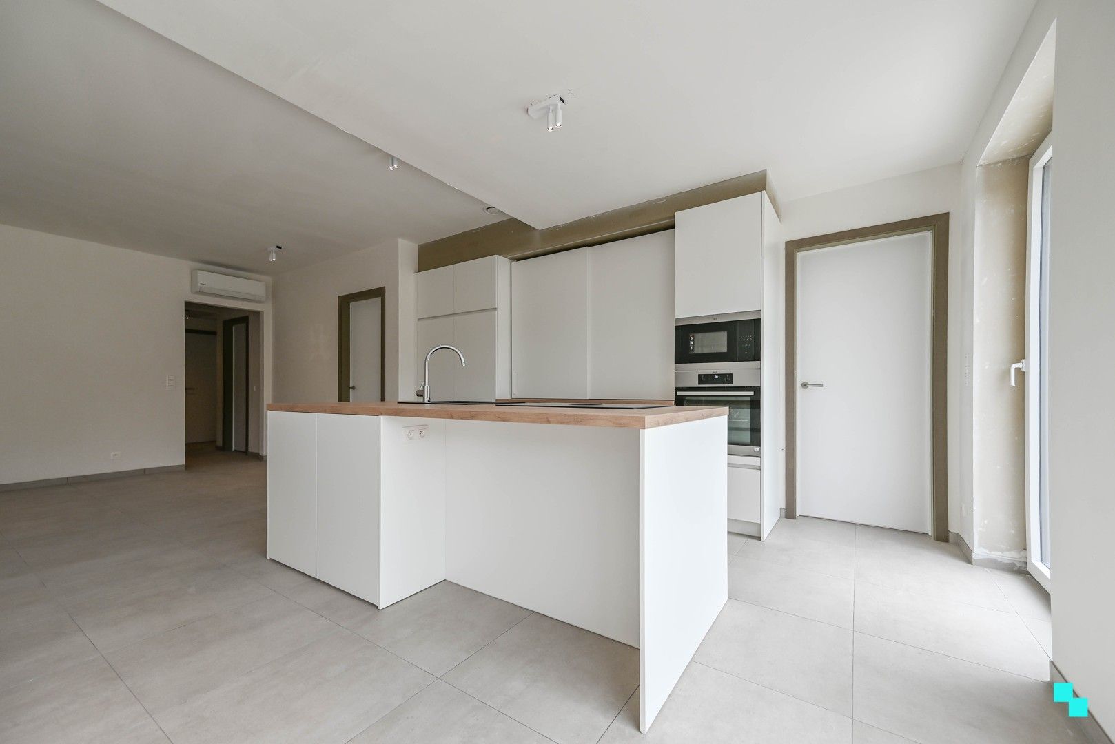 Moderne en energieneutrale parkwoning met zicht op het groen te Bosmolens foto 8