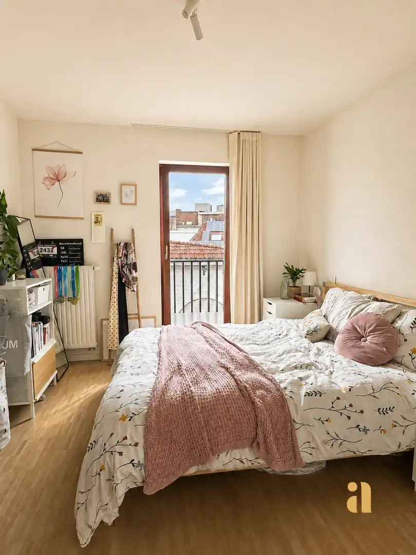 Eco-Chic Appartement: Zon, Stijl & Genieten foto 11