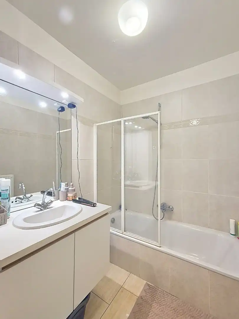 Gelijkvloers appartement met 1 slpk en garage foto 10