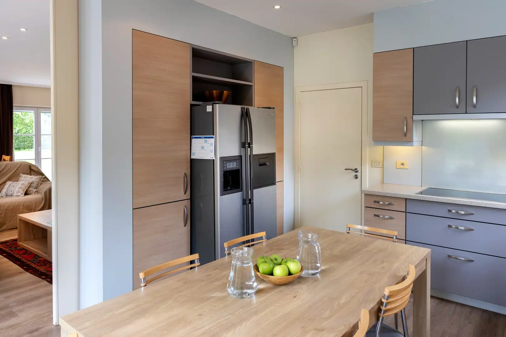 Zonovergoten wonen op 1.297 m² in villa met 6 slaapkamer. foto 8